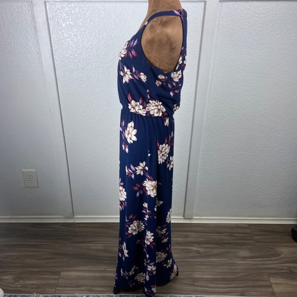 Nine Britton Navy Floral Maxi Dress with Strappy Back — Size Small - Picture 6 of 9